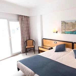 voramar-cala-millor-mallorca.allmallorcahotels.com/