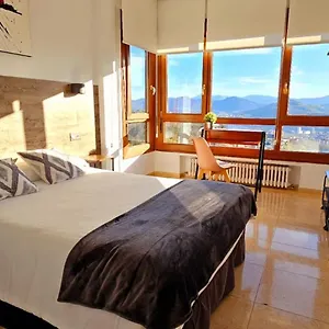 Artxanda Bilbao, Parking Gratuito En El Exterior Junto Al (adults Only) Bilbau